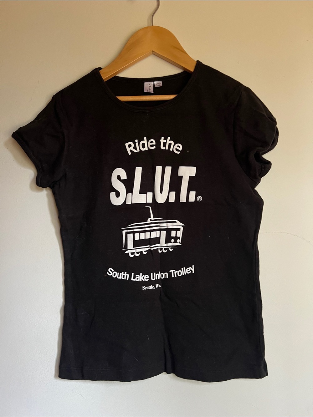 Iconic Seattle Womens Black Short Sleeve Tee
